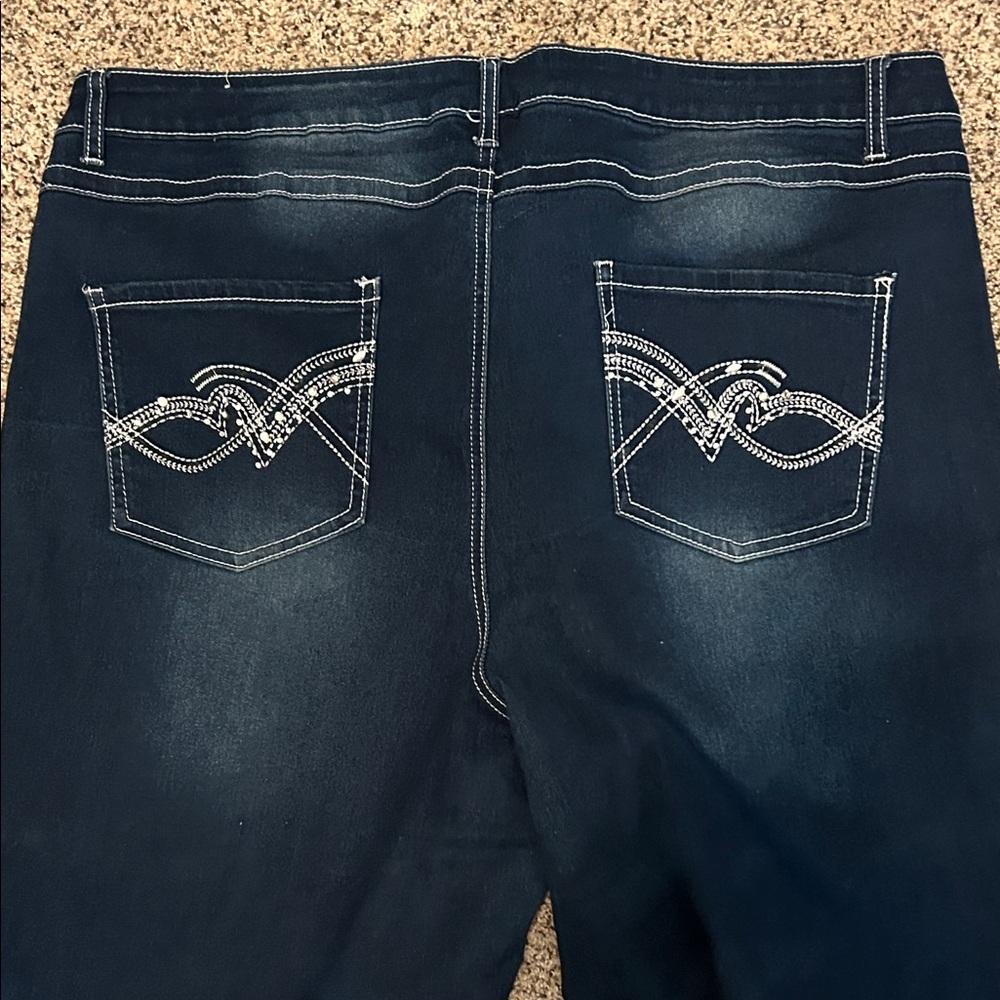 Bundle of Women’s Dark Jeans NWT Jessica Simpson and Jean’s Denim plus sz - Picture 10 of 12